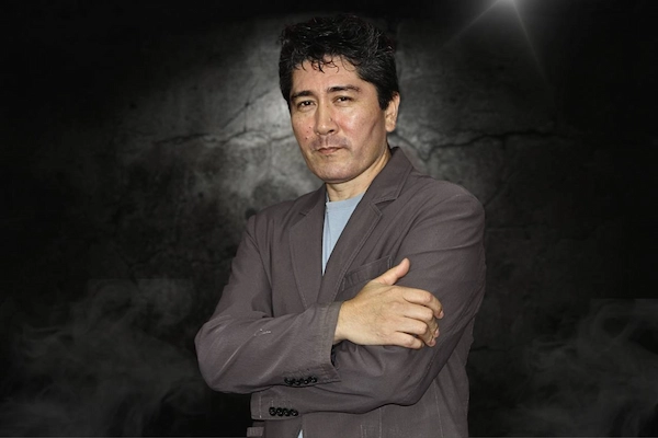 Mágico Edson Iwassaki