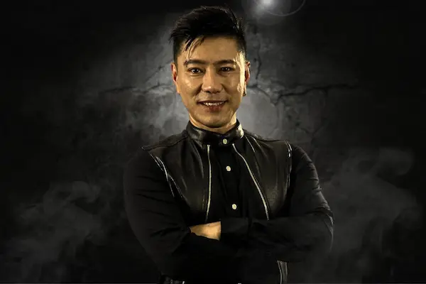 Ilusionista Mario Kamia